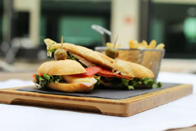 Radisson Poliforum Plaza