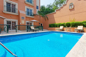 Holiday Inn Express Galleria San Jeronimo