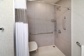 Holiday Inn Express Monterrey - Fundidora