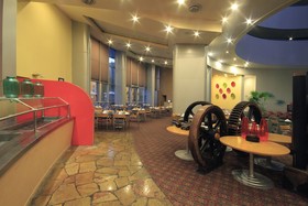Holiday Inn Parque Fundidora