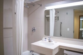 iStay Hotel Monterrey Historico