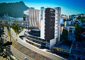 SJ Grand Hotel