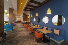 Tru by Hilton Monterrey Fundidora