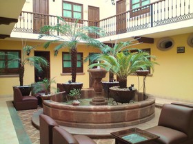 Casa del Virrey Hotel & Suites