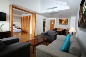 Horizon Hotel & Convention Center