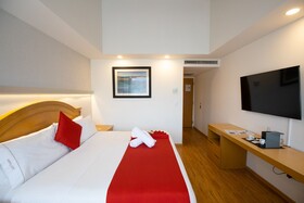 Horizon Hotel & Convention Center