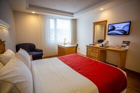 Horizon Hotel & Convention Center