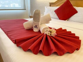 Horizon Hotel & Convention Center