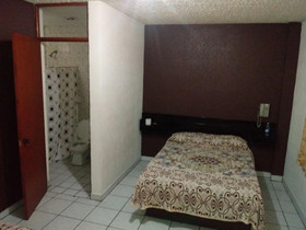 Hotel 2000