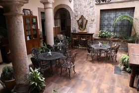 Hotel Cantera Rosa