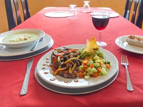Hotel Casa Blanca