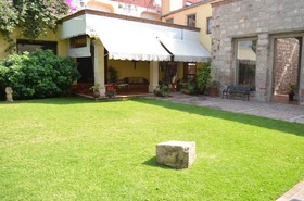 Howard Johnson by Wyndham Morelia Calle Real