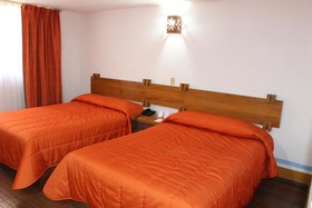 Howard Johnson by Wyndham Morelia Calle Real