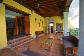 Howard Johnson by Wyndham Morelia Calle Real