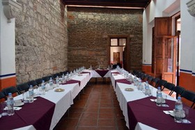 Howard Johnson by Wyndham Morelia Calle Real