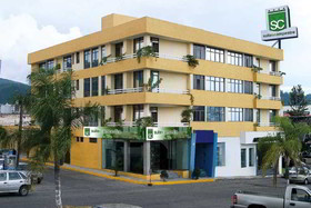 Hotel Suites Campestre