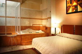 Hotel Suites Campestre