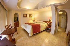 Hotel Fortin Plaza