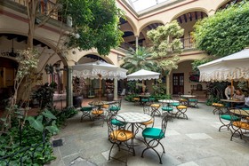 Hostal Casantica