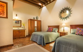 Hotel Casa del Naranjo