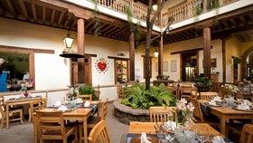 Hotel Casa del Naranjo
