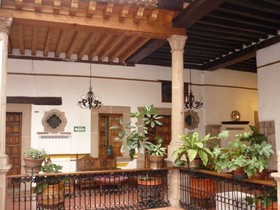 Hotel Los Escudos