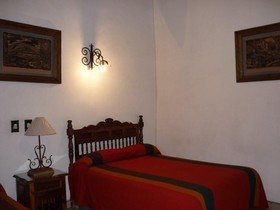 Hotel Los Escudos