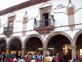 Hotel Los Escudos