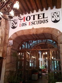 Hotel Los Escudos