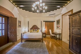Casona de Los Sapos Hotel Boutique