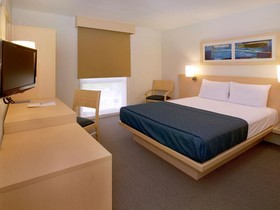City Express Suites by Marriott Puebla Finsa