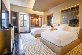 La Perla Hotel Boutique