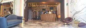 La Perla Hotel Boutique