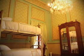 Leonora Hostal - Hostel