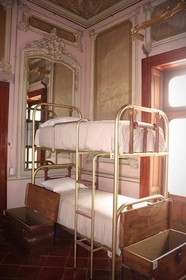 Leonora Hostal - Hostel