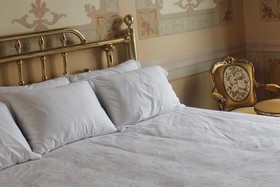 Leonora Hostal - Hostel