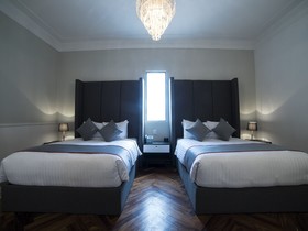 Hotel Business Real 500