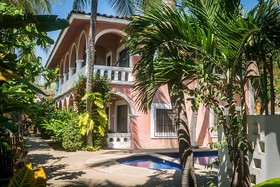 Santa Cruz Bungalows