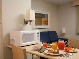City Express Suites by Marriott Queretaro