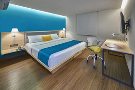 City Express Suites by Marriott Queretaro