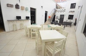 El Petate Hostel