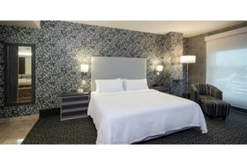 Holiday Inn Express & Suites Queretaro