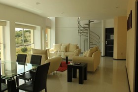 La Reserva Suites