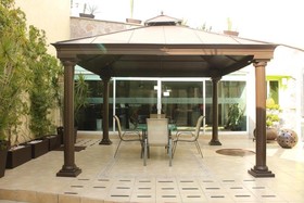 La Reserva Suites