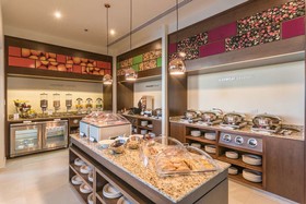 Hampton Inn & Suites by Hilton Salamanca