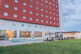 Hampton Inn & Suites by Hilton Salamanca
