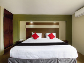 Capital O Hotel La Fuente