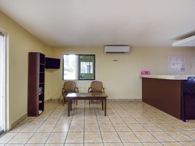 Capital O Hotel La Fuente