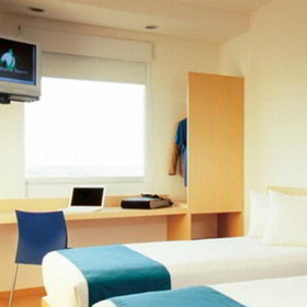 One Saltillo Derramadero