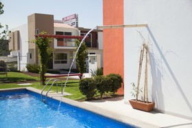 Redwood Villas Extended Stay